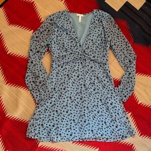 Women’s Leith medium long sleeve blue flowered dress
